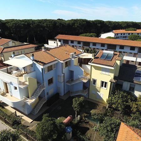 Appartamenti Manuela Vada Exterior foto